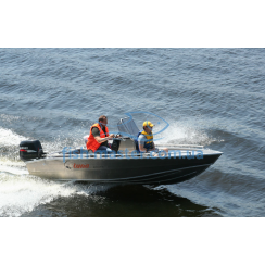 Човен UMS (TUNA) 460 CC AL