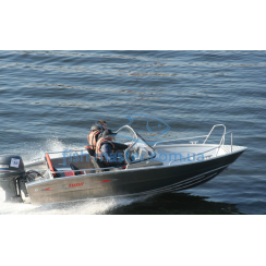 Човен UMS (TUNA) 460 DC AL