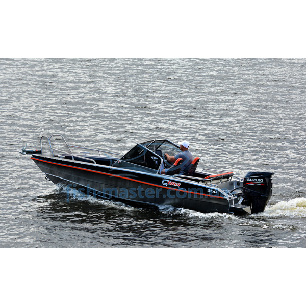 Човен UMS (TUNA) 550 DC AL