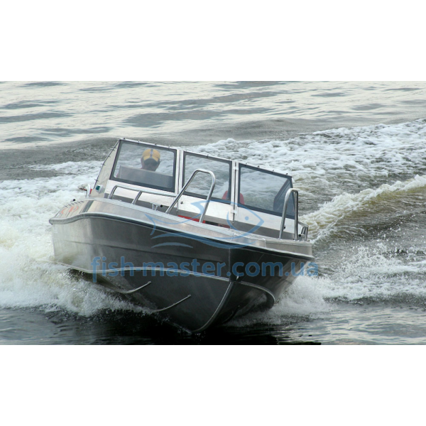 Човен UMS (TUNA) 550 DC AL