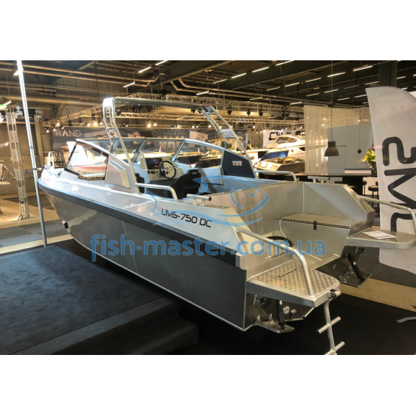 Човен UMS (TUNA) 750 DC