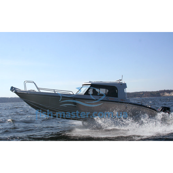 UMS (TUNA) 865 CABIN boat