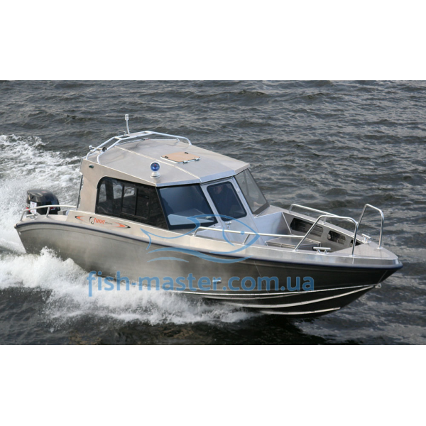UMS (TUNA) 865 CABIN boat