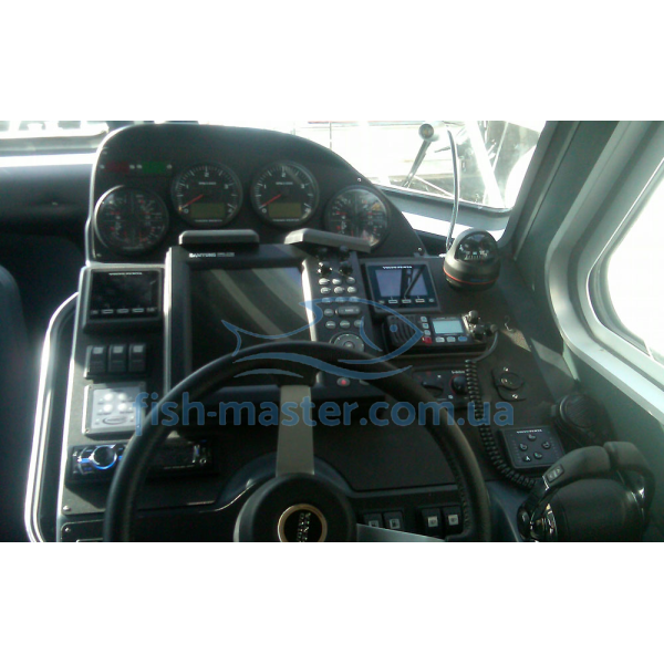 Катер UMS PATROL 1000