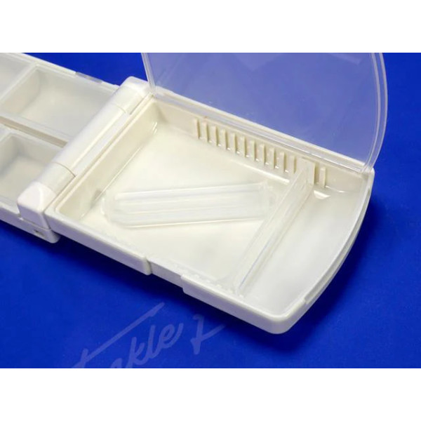 Meiho Premium Akiokun Pa-6Dd Box 97x64x30mm (white)