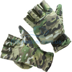Select gloves in camouflage