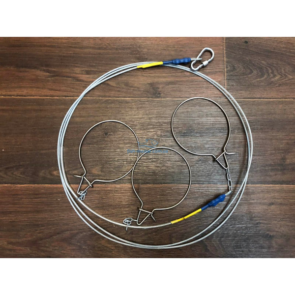 Handmade Fish-Master fishing stringer with a 3m cable and 3 snap hooks.