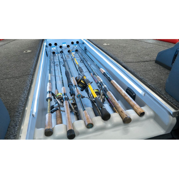 Човен Finval 685 FISHPRO
