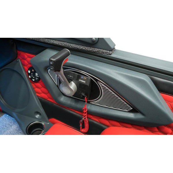 Човен Finval 685 FISHPRO