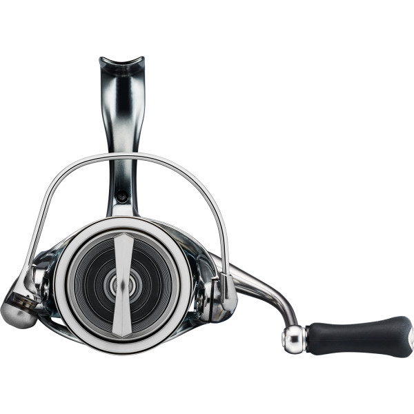 Daiwa 22 Exist SF 2500SS Reel