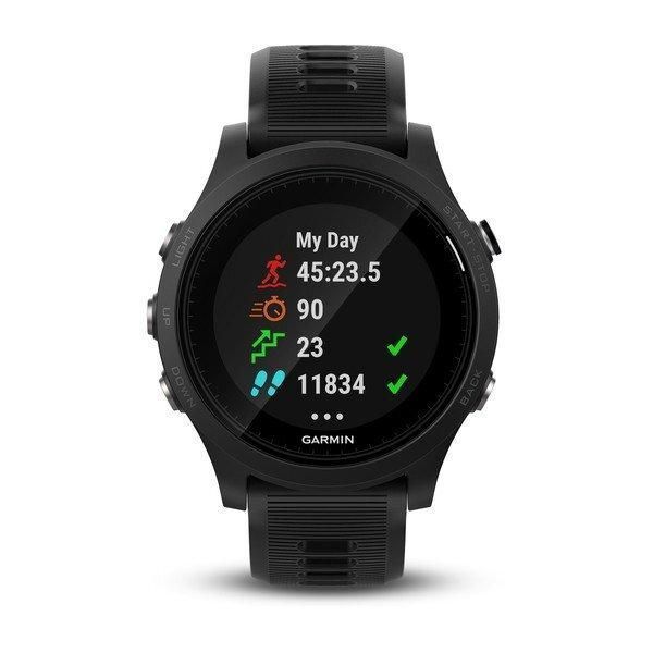 Смарт-годинник Garmin Forerunner 935, чорний з чорним ремінцем