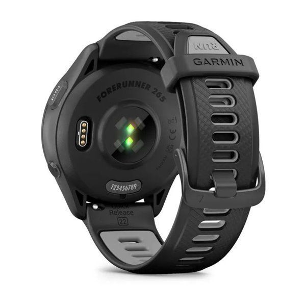 Смарт-годинник Garmin Forerunner 265 з чорними безелем та корпусом та чорно-сірим силіконовим ремінцем