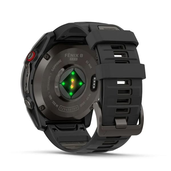 Смарт-часы Garmin Fenix ​​8 Pro (51 mm) AMOLED Sapphire, титан Carbon Gray DLC с силиконовым черно-серым ремешком