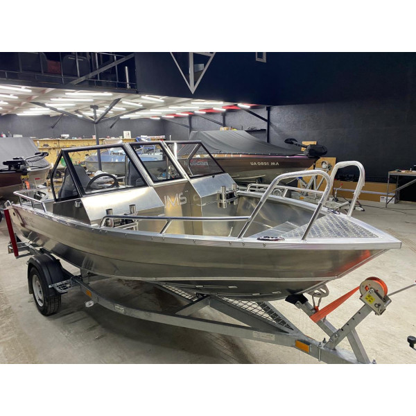 Boat UMS 485 DC AL