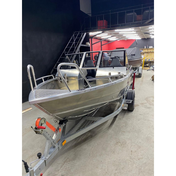 Boat UMS 485 DC AL