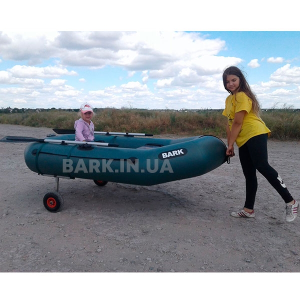 Човен Bark B-250СD пересувні сидіння (рейковий настил)