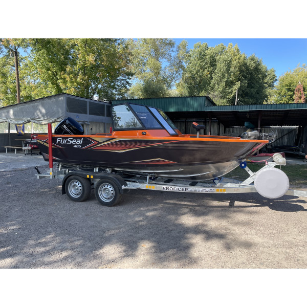 FURSEAL 485 boat