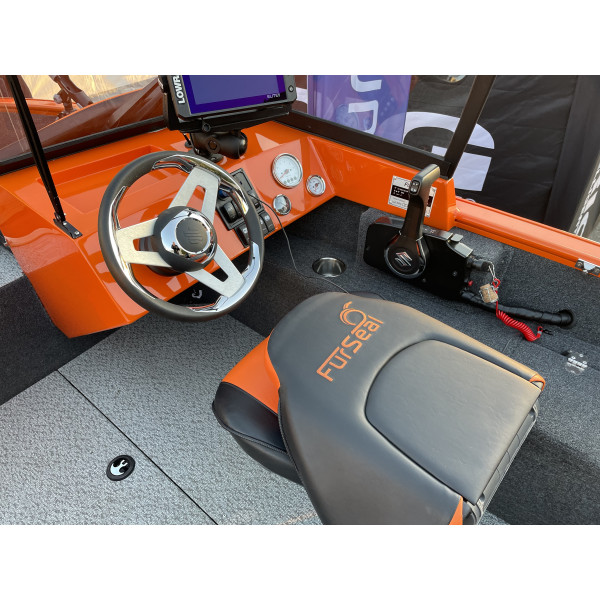 FURSEAL 485 boat