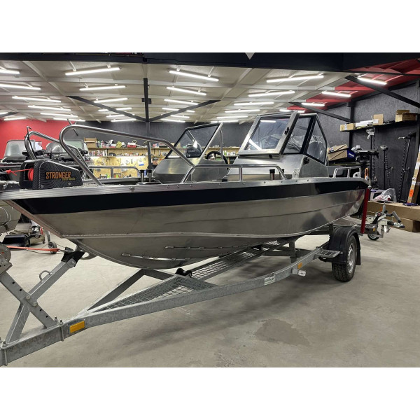 UMS 485 DC AL Boat + 2021 Yamaha 70 Motor