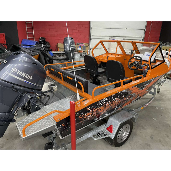 Boat UMS 485 DC AL No. 420 Orange