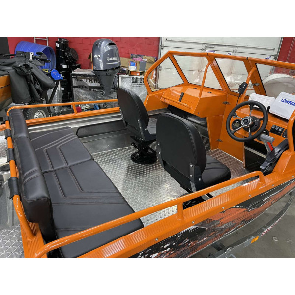 Boat UMS 485 DC AL No. 420 Orange
