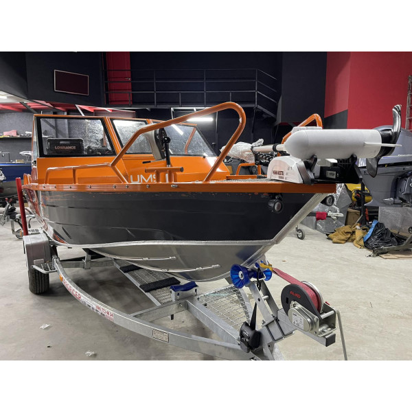 Boat UMS 485 DC AL No. 420 Orange