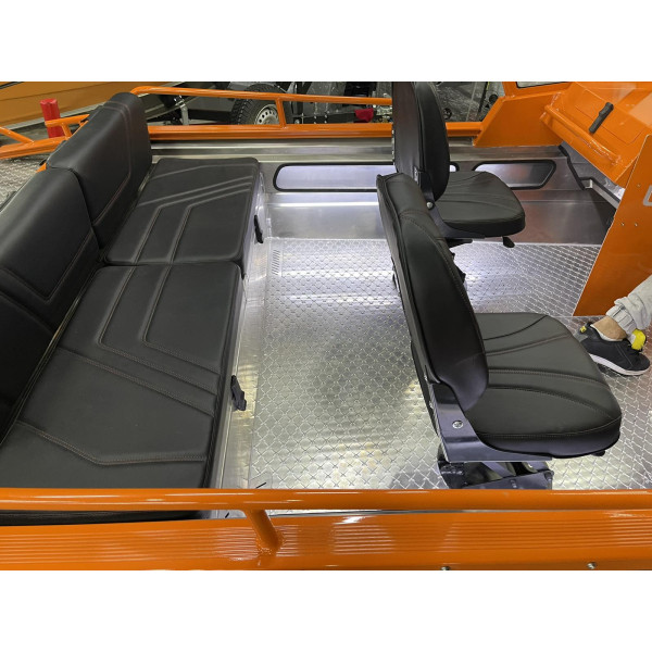 Boat UMS 485 DC AL No. 420 Orange