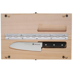 Kitchen knife. Snow Peak CS-208 Cutting Board Set L + cutting board