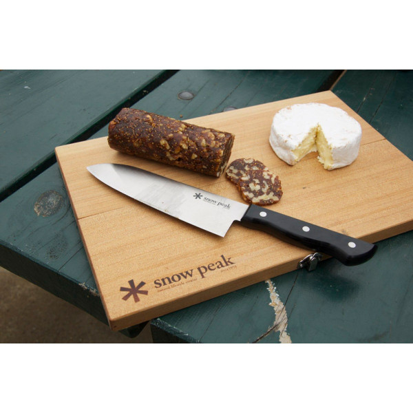 Kitchen knife. Snow Peak CS-208 Cutting Board Set L + cutting board