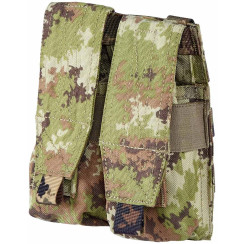 Defcon 5 M4-AK magazine pouch for 1 magazine. Camouflage.