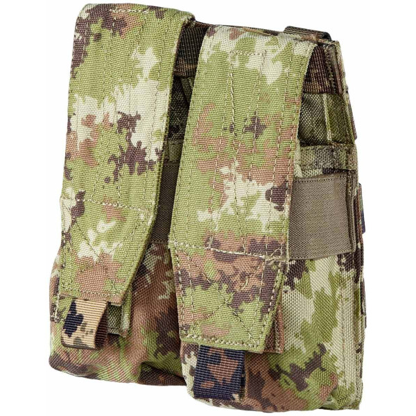 Defcon 5 M4-AK magazine pouch for 1 magazine. Camouflage.
