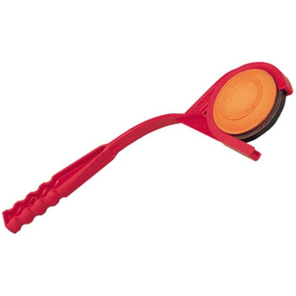 MTM EZ-Throw-II manual clay pigeon thrower (1 unit). Material: plastic. Color: red.
