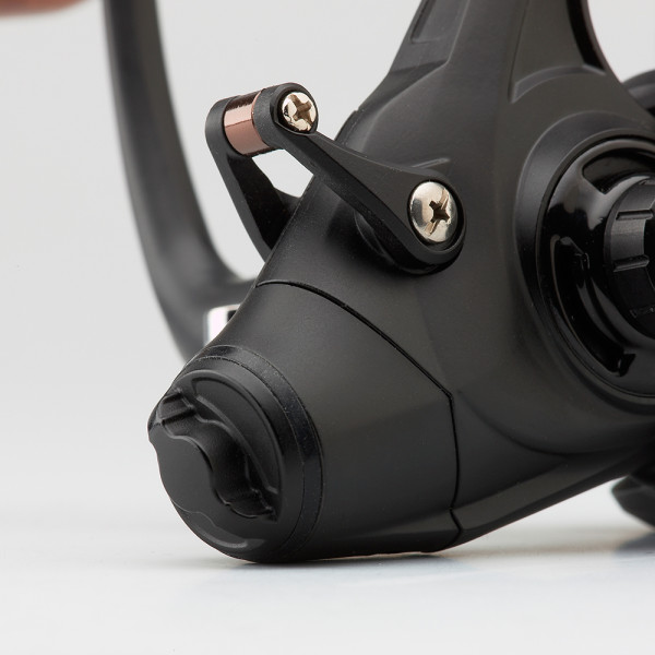 Prologic Avenger SST Handle 4000 BF 5+1BB Reel