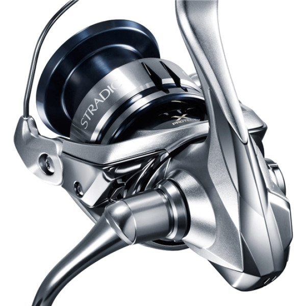 Shimano Stradic 2500 HG FL 6+1BB Reel