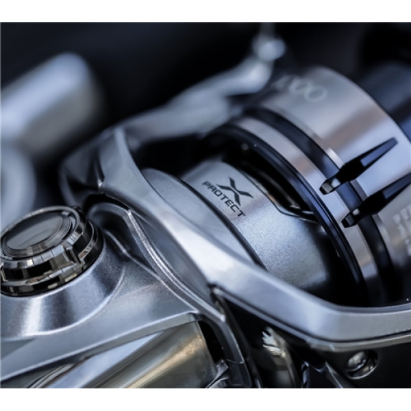 Shimano Stradic C3000 HG FL 6+1BB Reel