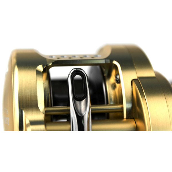 Shimano Calcutta Conquest 301A Reel