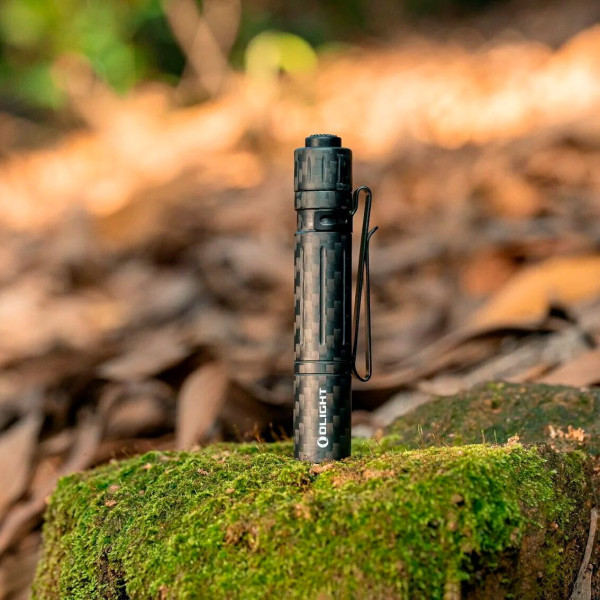 Olight I3T EOS Flashlight. Carbon Fiber