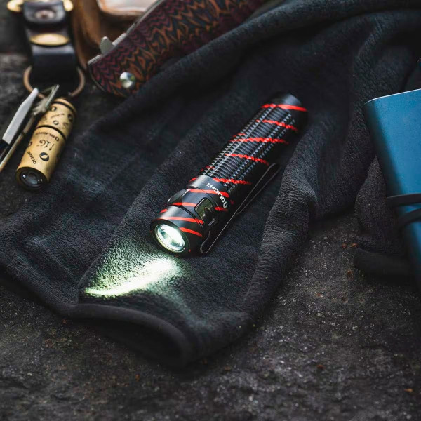 Olight Baton 3 Pro Flashlight. Black Lava