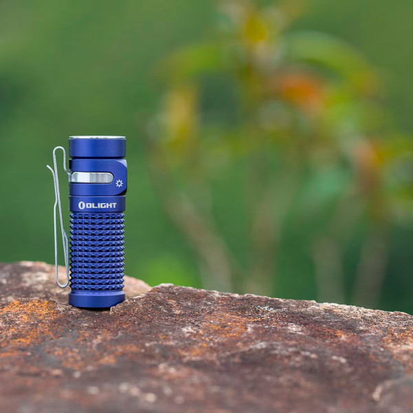 Olight Baton 4 Premium Regal Blue Flashlight