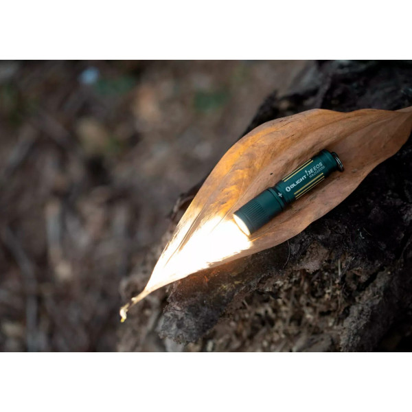 Olight I3E EOS Dream Blue Keychain Flashlight