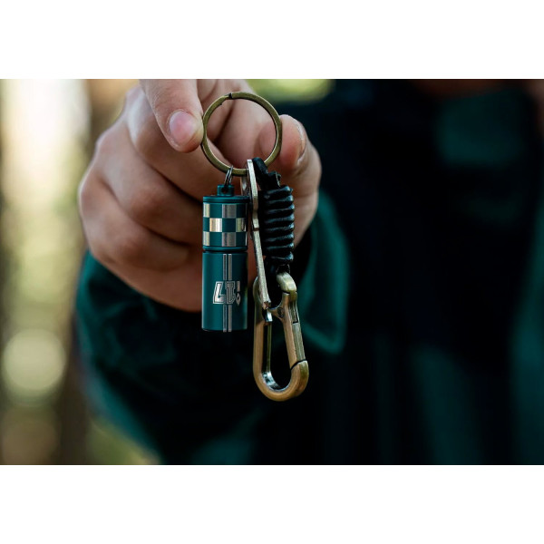 Olight i17 Checkered Flag Keychain Flashlight