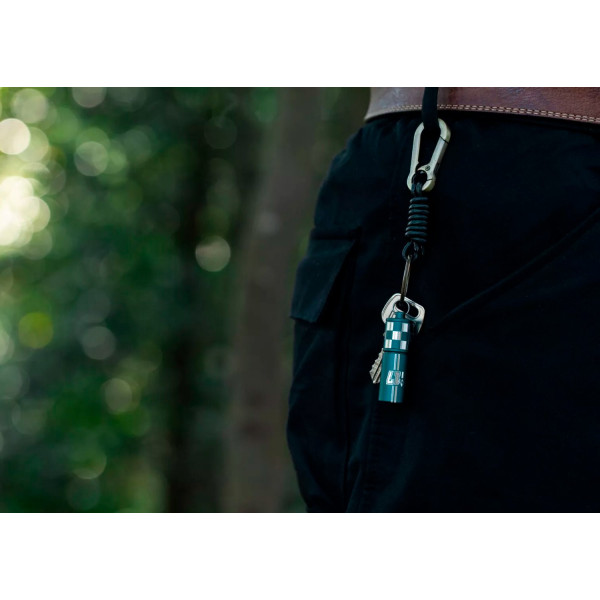 Olight i17 Checkered Flag Keychain Flashlight