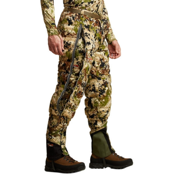 Sitka Gear Kelvin Lite Down 3/4 Trousers. Optifade Subalpine. Size: Medium.