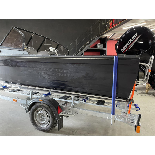Човен алюмінієвий POWERBOAT 525 №420