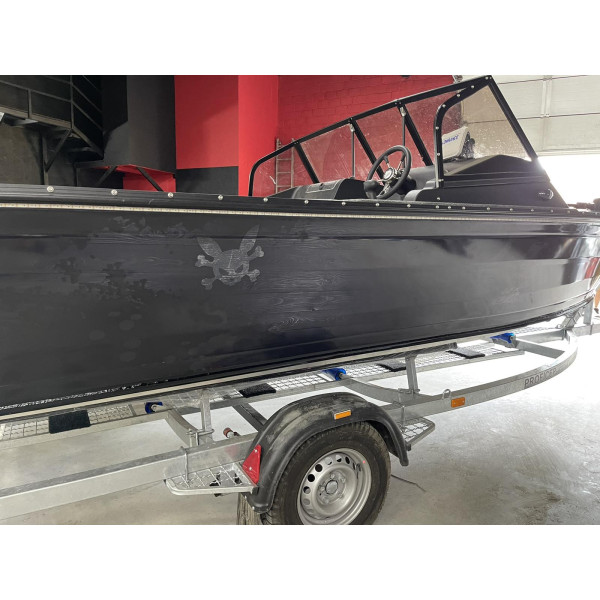 Човен алюмінієвий POWERBOAT 525 №420